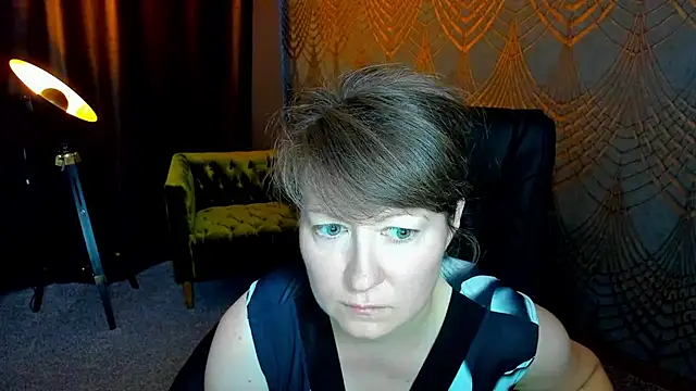AlexaAmour webcam