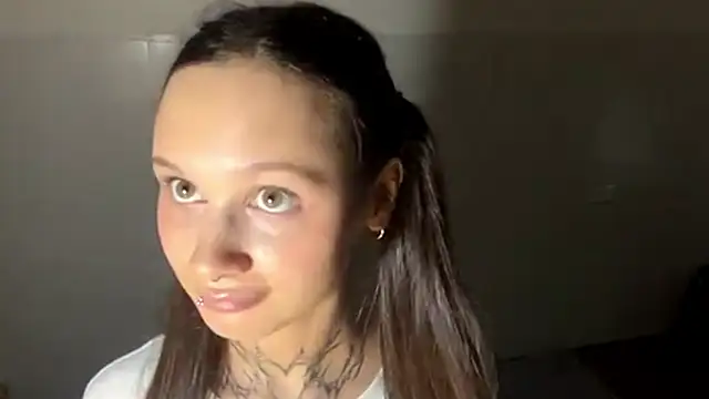 MayraLucarelli webcam