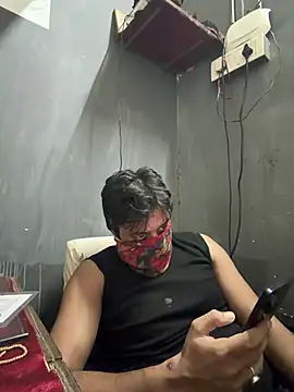 chut_ke_pujari webcam