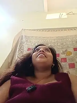 priyasfhhc's live room