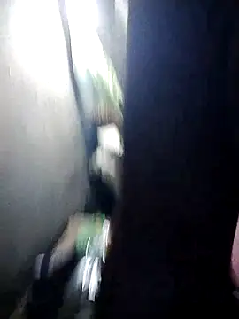 Diana_hi webcam