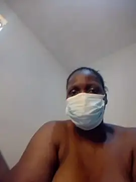 queenofbeautyss webcam