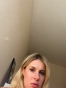 DashaDaiz webcam