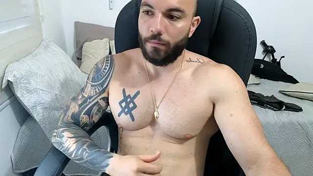 Isaac_Carter webcam