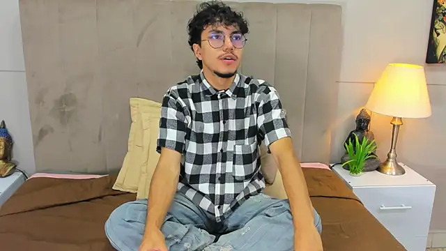 kai_storn webcam