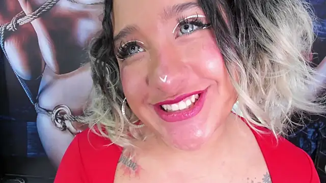 miss_danika webcam