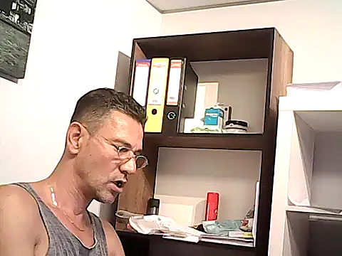 mastercharisma35 webcam