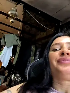 KikiXRed webcam