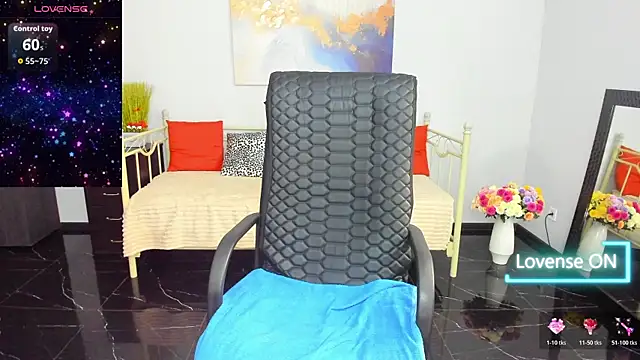 Julia_Dean webcam