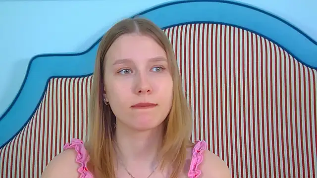 LiliLinn webcam
