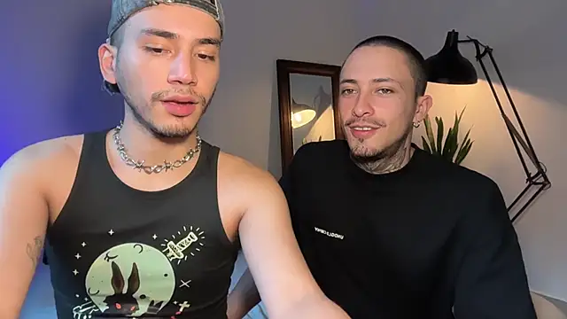 Noah_and_Steven live cam