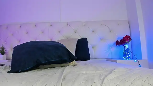 Elena_Tylor webcam