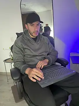 Daviid_owl webcam