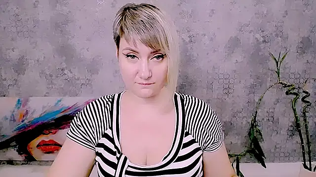 Djullia webcam