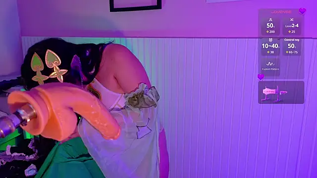 emma_smile webcam