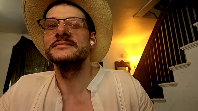 MasterDaddyCool webcam