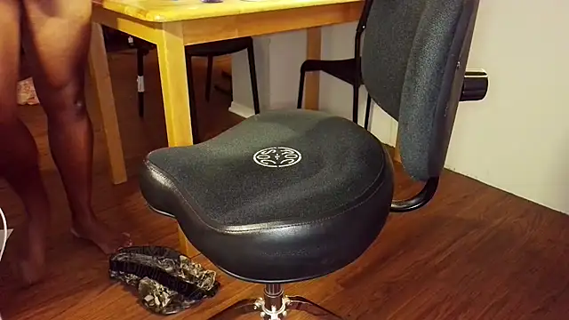 BlackCardBull webcam