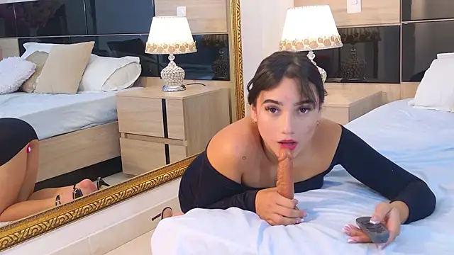 AlejaAcosta webcam