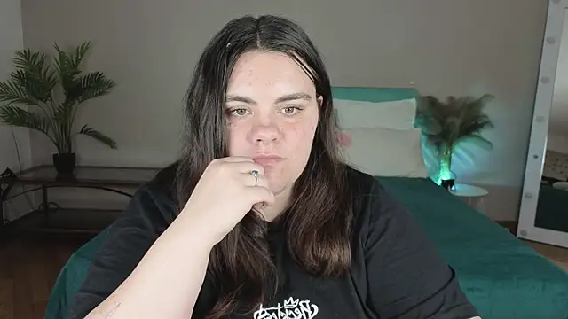 Ukr_Lena webcam