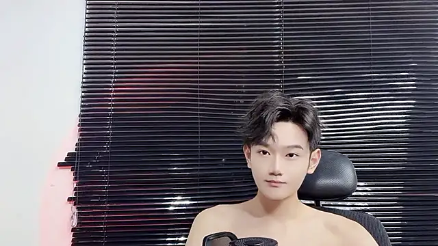 Garyxxx-831 webcam