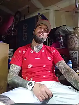 Beardedtattood webcam