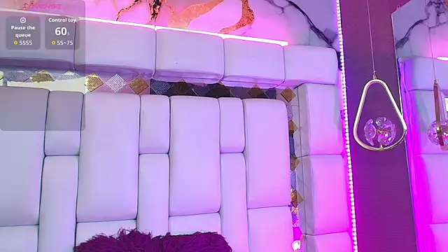 Aisha-Saadi webcam