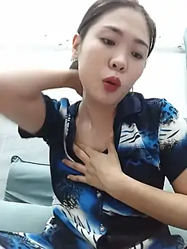 Miniatura da webcam ao vivo de -Arabella- com #asian, #hd e #mobile
