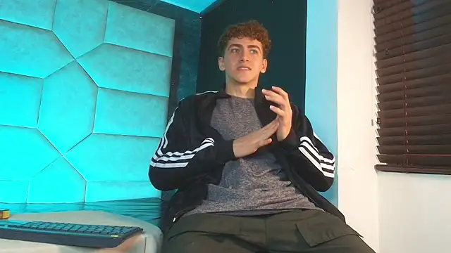 Tyler_Mcrey webcam