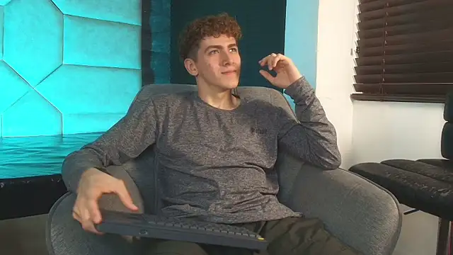 Tyler_Mcrey webcam