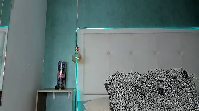 mia_gomez7 webcam
