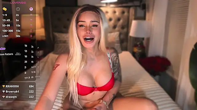 parisiandoll (T young) - make me happy and cum