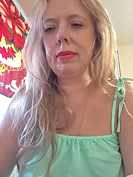 Irina3718 webcam