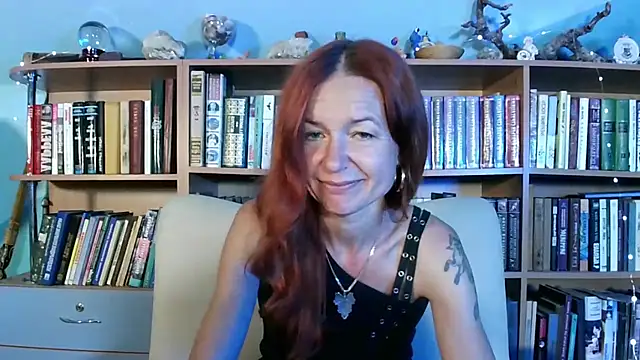 Foxilady357 webcam