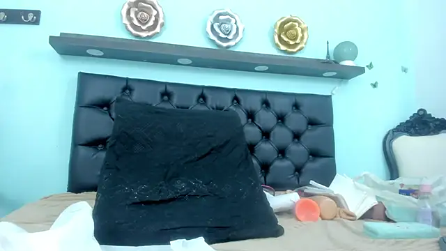 Adrianasex_69x webcam