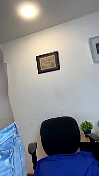 Alexander_Connor webcam