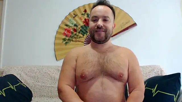 Hairy9inch webcam