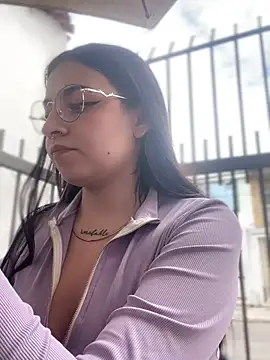 morgana_pink (F young) - SPANK MY ASS UNTIL IS RED
