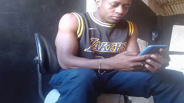 Tomy_0216 webcam