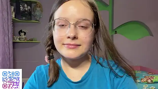 RoseLyyn webcam