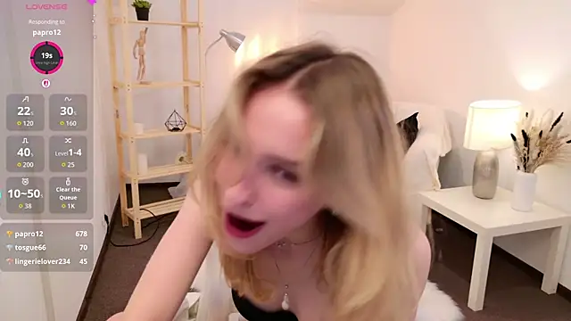 Eva_Mitchell webcam