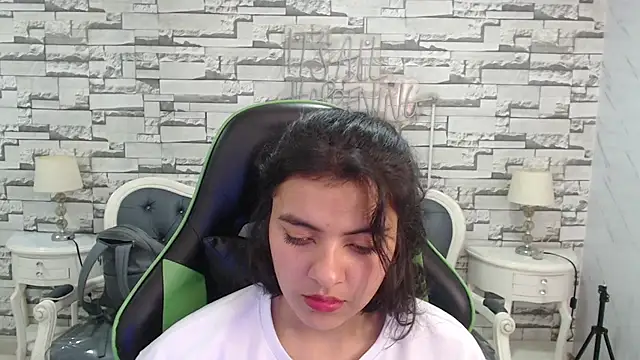 amalia_a webcam