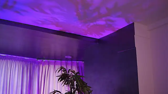 HotBustyBabeX webcam
