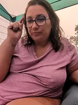 Canadian_BBW webcam