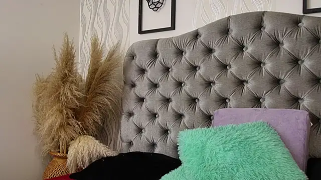 katt_eyes__ webcam