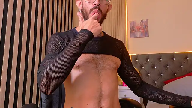 simon_rz (M young) - Full tour show piercing nipples play