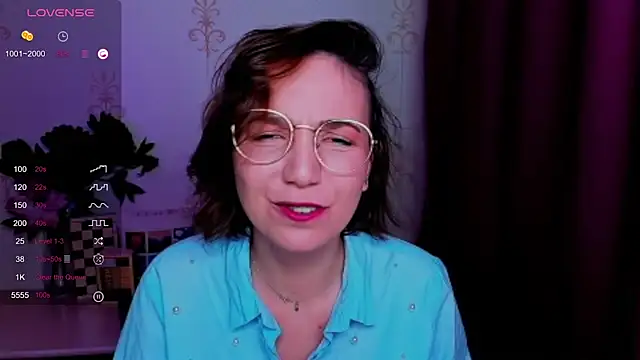 KindHazelHere_ webcam