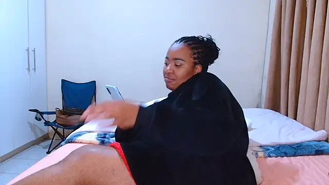 ALEXABOUJEE95 webcam