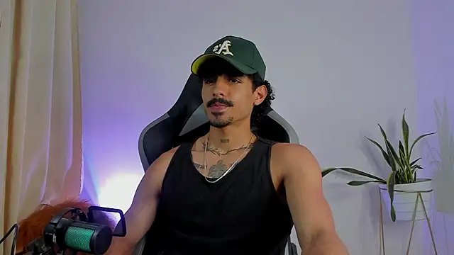 Lukeetaylor webcam