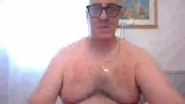 ANONIMO7735 webcam