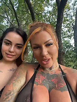 Krysstal003's cam show statistics and live stream